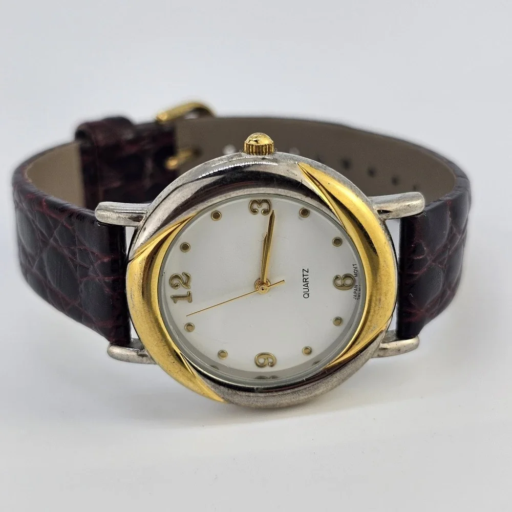 34MM‎ Women's Analog Watch White Dial Brown Leather Bands NEW Battery